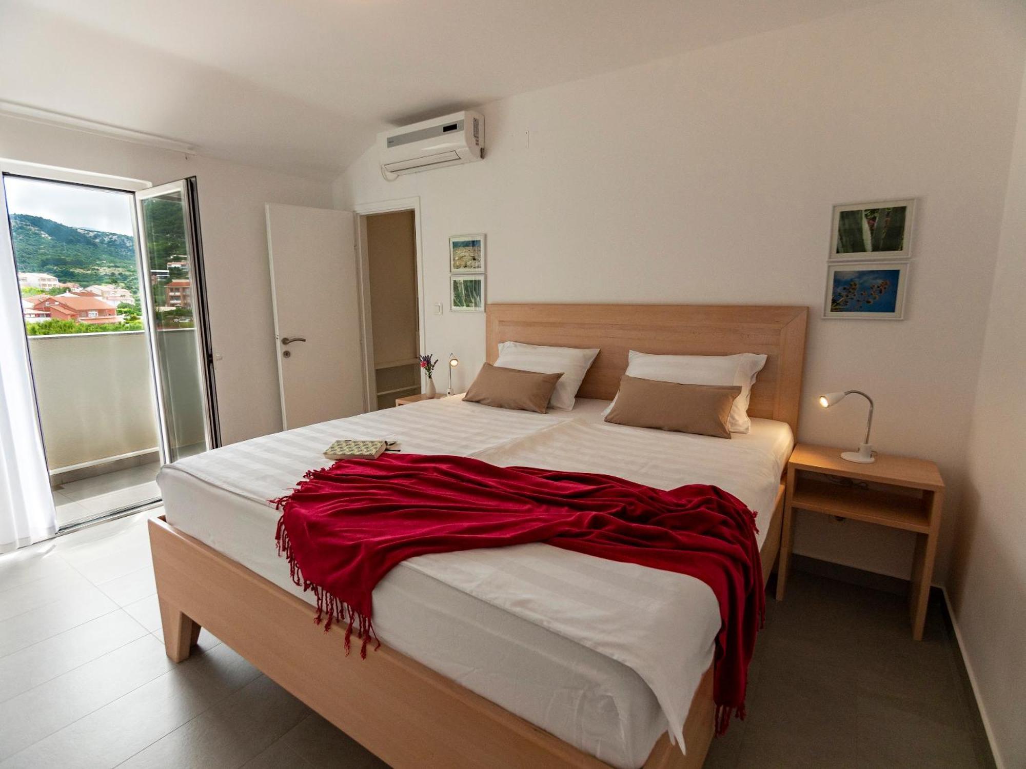 Apartamento Haus Helga Rab Town Exterior foto
