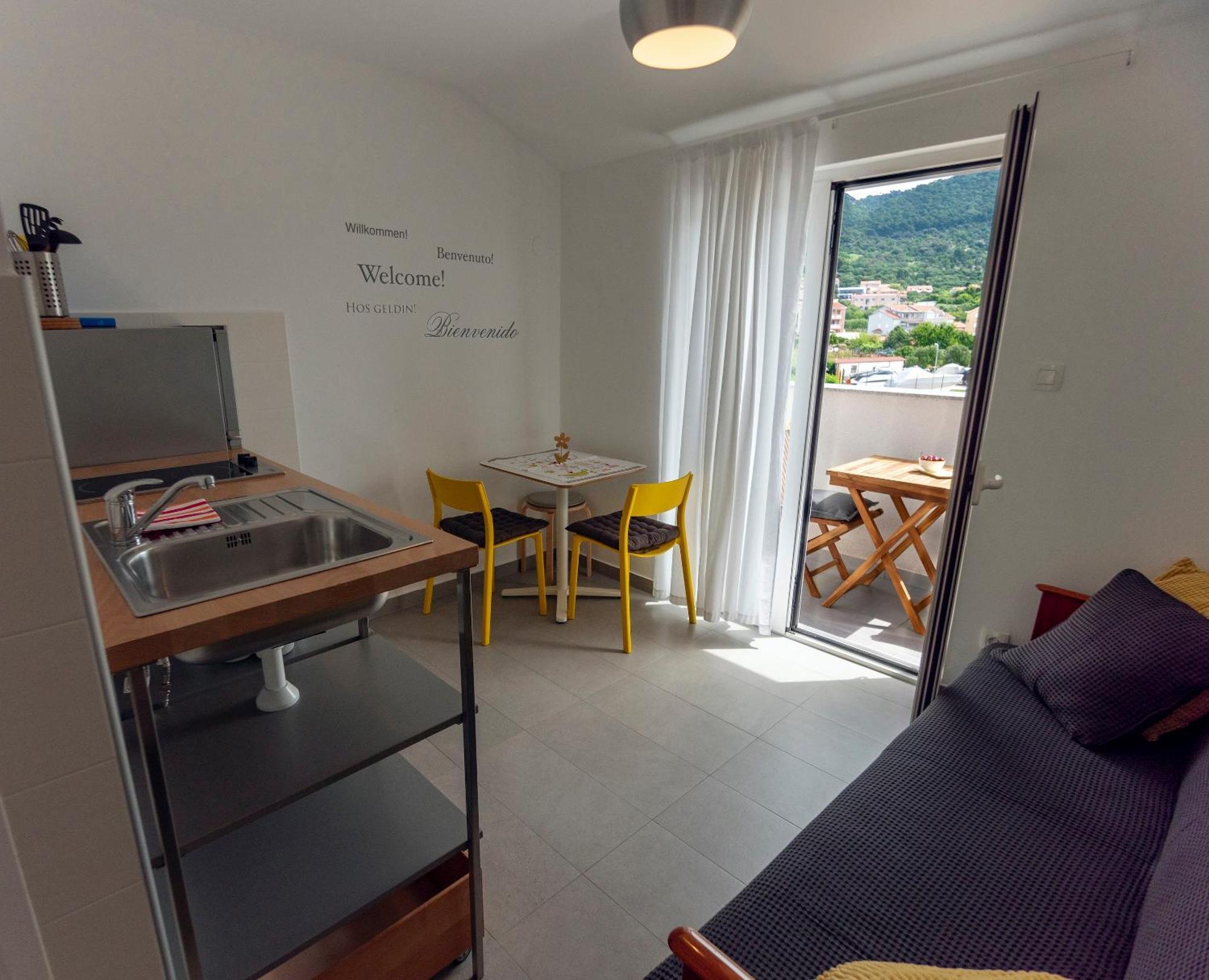 Apartamento Haus Helga Rab Town Exterior foto