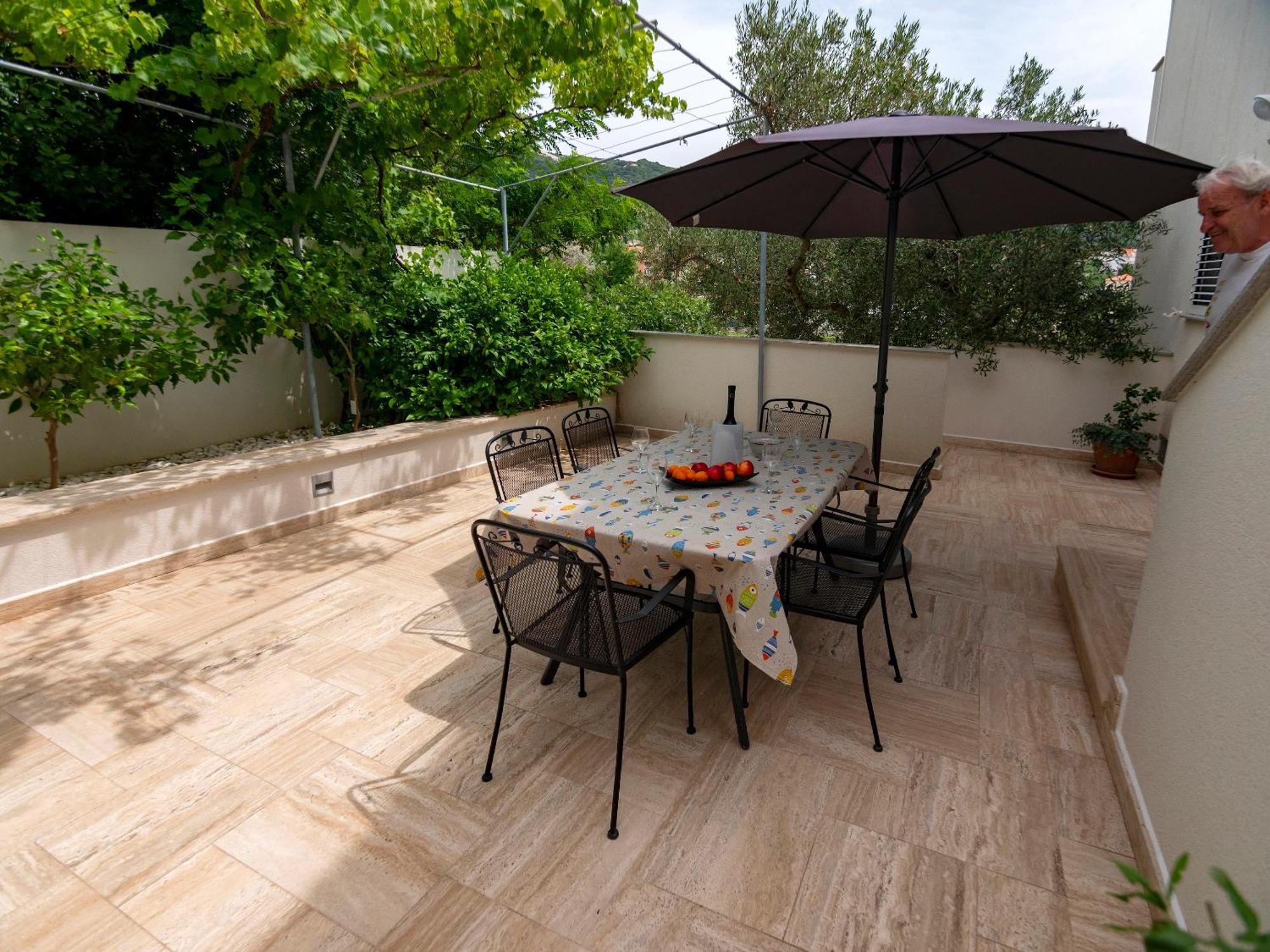 Apartamento Haus Helga Rab Town Exterior foto